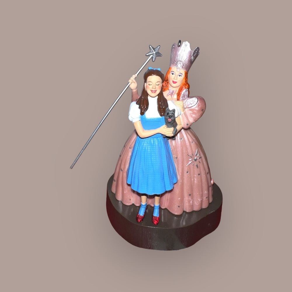 2014 Hallmark Wizard of Oz Ornament
